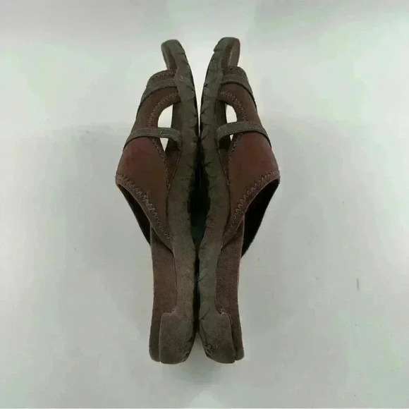 Merrell Bracken sandals size 7 38 brown toe ring walking outdoors gorpcore - Picture 6 of 12
